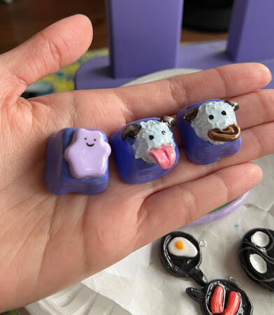 Ditto and Poro keycaps, December 2023